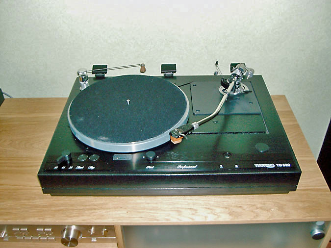 Thorens TD520